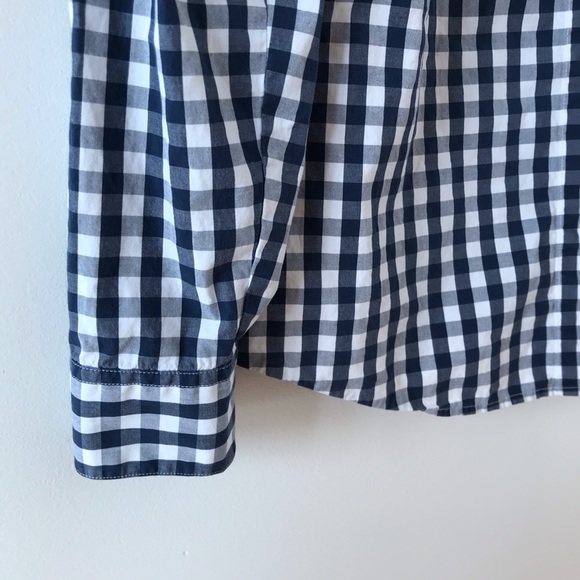 Vineyard Vines white and blue checkered top - Picture 5 of 11